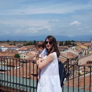 Meet your Posher, Ana